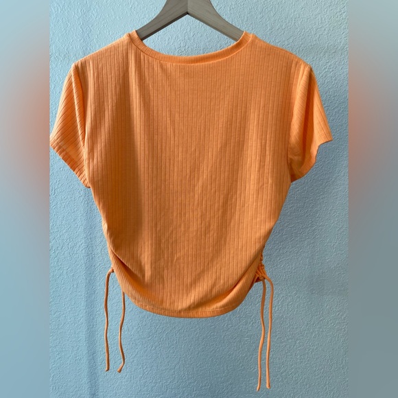 Lovers + Friends Crop Top Size XL - Picture 5 of 10